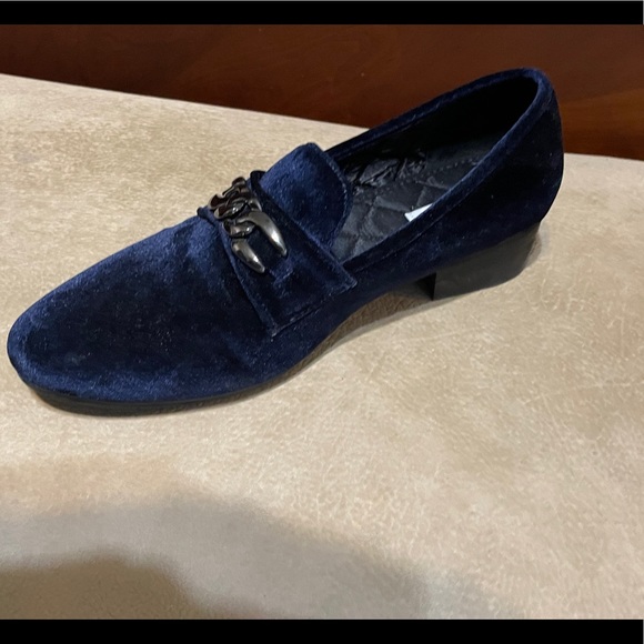 ORIGINAL STEVE MADDEN BLUE SUEDE LOAFERS SIZE 11 - Picture 2 of 4